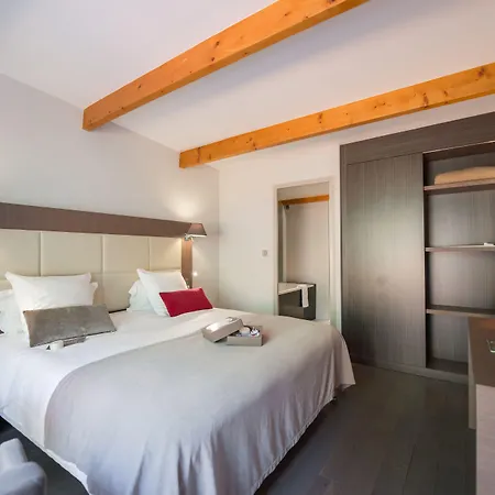 Hotel Quintessia 4*